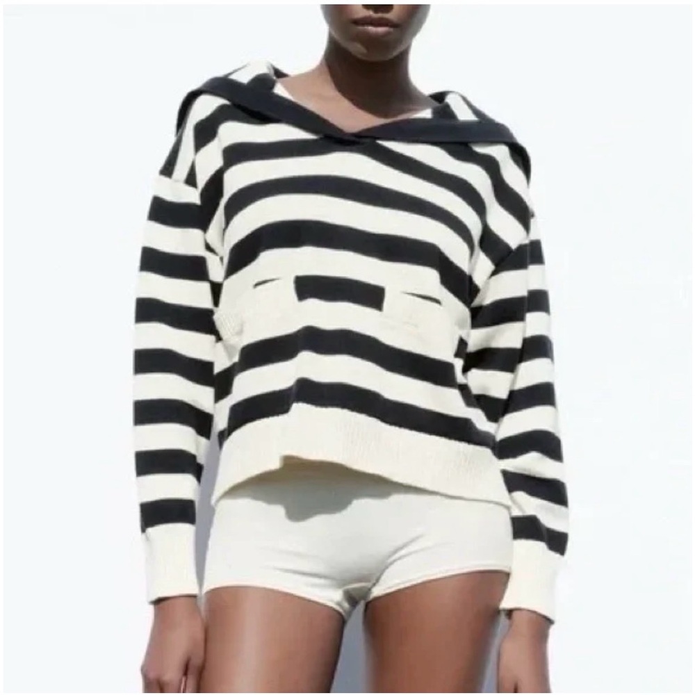 Zara Navy and White Striped V-Neck Sweater Size: Small